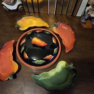 Chili Pepper Serveware Set - Multicolor